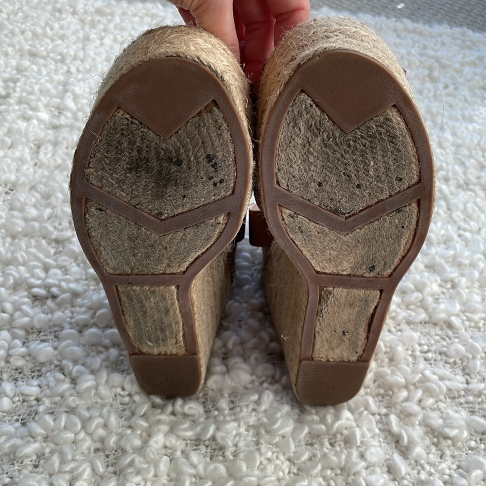 Marc Fisher Adalyn Wedges - Picture 7 of 7